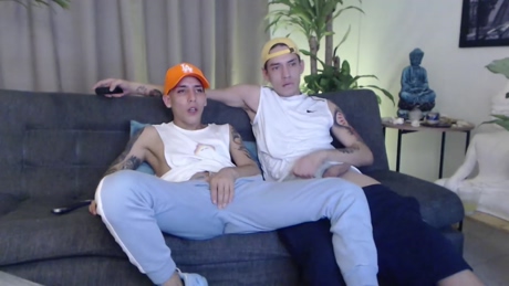 fratguysonline  26-03-2022